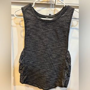 Lululemon tank with twist sides